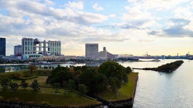 東京都台東区のレインボーブリッジから撮影したベイエリア