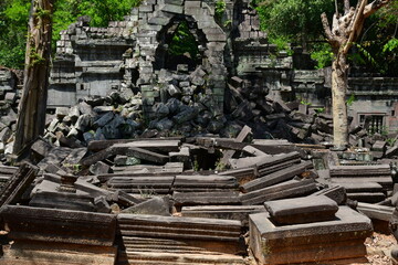 Fototapeta premium カンボジア シェムリアップ遺跡群 ベン・メリア