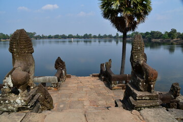 Fototapeta premium カンボジア シェムリアップ遺跡群 スラ・スラン