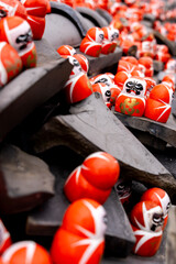 勝尾寺のダルマたち