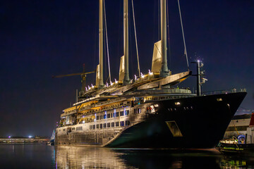 Corinthian : d&eacute;part dans la nuit