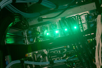 Network Servers with Green Lights in Data Center