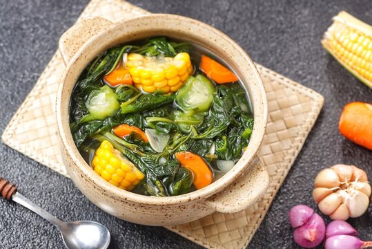 Sayur bayam bening or spinach clear vegetable in bowl