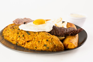 Tacu-tacu con huevo, peruvian food