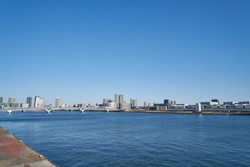 東京都　晴海客船ターミナルからの晴海大橋の眺め © osap1111