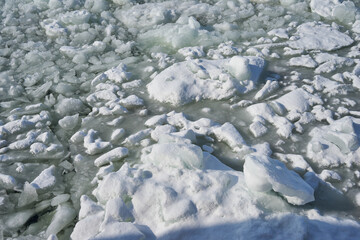 北海道　船上から見た網走港の流氷 © osap1111