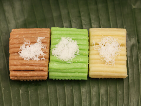 Gethuk Lindri, an Indonesian traditional snack made from cassava and shredded coconut, on banana leaf