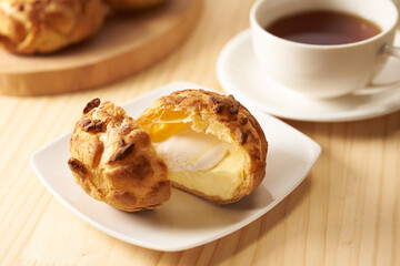 シュー・ア・ラ・クレーム　フランス菓子のイメージ