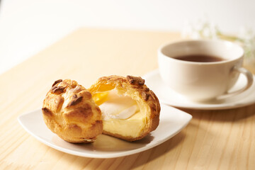 シュー・ア・ラ・クレーム　フランス菓子のイメージ