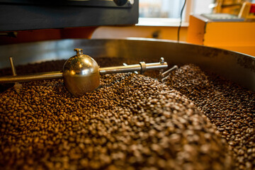 Artisan Coffee Roasting &ndash; Fresh Coffee Beans in a Modern Roastery