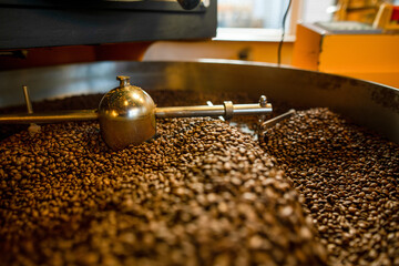 Artisan Coffee Roasting &ndash; Fresh Coffee Beans in a Modern Roastery