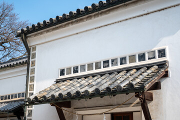 日本の岡山県倉敷市の白壁の美しいレトロな町並み