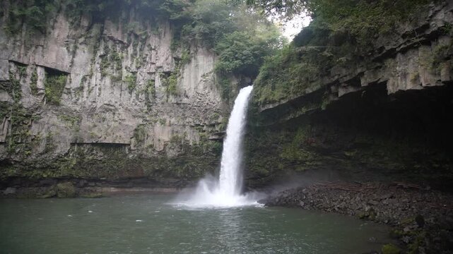 うのこの滝　宮崎県西臼杵郡