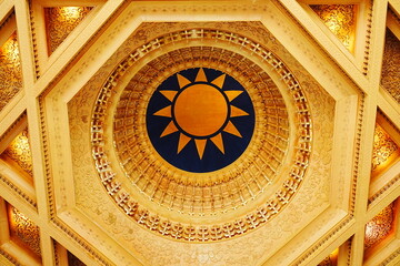 Chiang Kai-shek Memorial Hall in Taipei, Taiwan - 台湾 台北 国立中正紀念堂