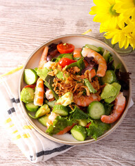 veggies mix and shrimp salad
