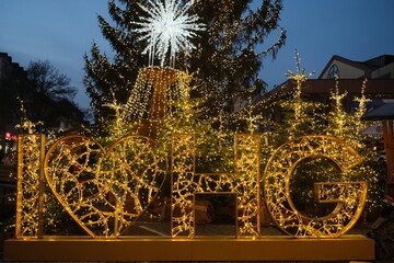 Weihnachtsmarkt vor dem Kurhaus in Bad Homburg vor der H&ouml;he