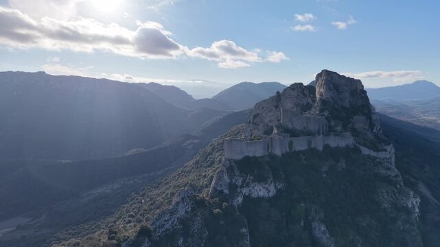 Ch&acirc;teau de Peyrepertuse dans l'Aude en France	