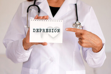 DEPRESIÓN. Conceptos de psicología y salud mental. Diagnóstico escrito en la libreta de un...