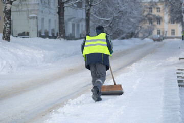 Snow removal in winter by municipal services.