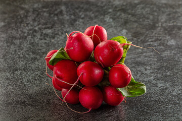 Ripe raw red radish heap