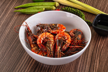 Roasted tiger prawns with garlic