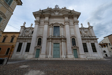 Cattedrale di San Pietro facade - Mantua, Italy