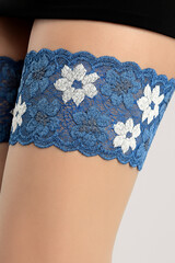 holdups with floral lace top band, ecru, AI generated