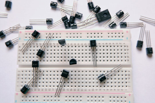 A number of transistors on the breadboard