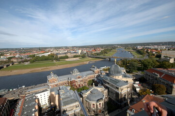 Dresden an der Elbe, Blick auf die Carolabr&uuml;cke