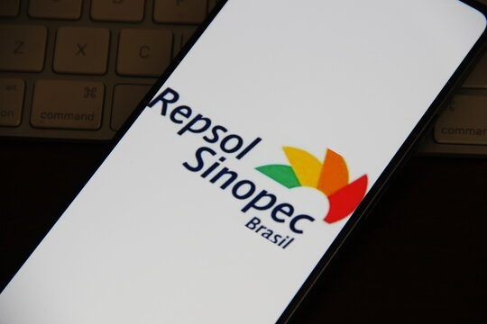 Repsol Sinopec Brasil - Empresa brasileira de explora&ccedil;&atilde;o e produ&ccedil;&atilde;o (E&P) de petr&oacute;leo e g&aacute;s natural, parte do grupo Repsol, com forte atua&ccedil;&atilde;o no pr&eacute;-sal brasileiro nas Bacias de Campos e Santos.