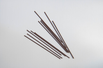 バラバラに出された高級線香