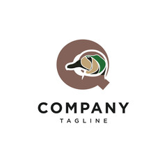 Obraz premium Letter Q Baikal Duck Logo Icon vector
