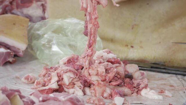 Controversial Meat Preparation  The Shocking Pig Cutting Process Revealed