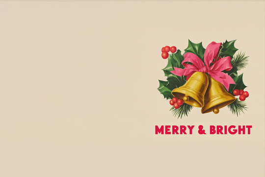 Clochettes de no&euml;l dor&eacute;es avec ruban rose et houx, texte en anglais "MERRY & BRIGHT" sur fond cr&egrave;me vintage avec espace n&eacute;gatif copyspace pour no&euml;l et f&ecirc;tes de fin d&rsquo;ann&eacute;e
