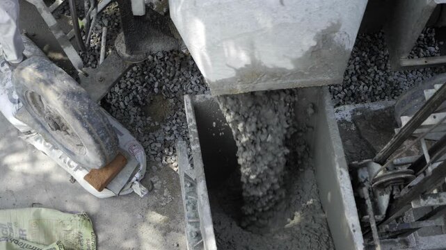 Concrete Mixing Station - A Look Inside the Cement Mixer Drum