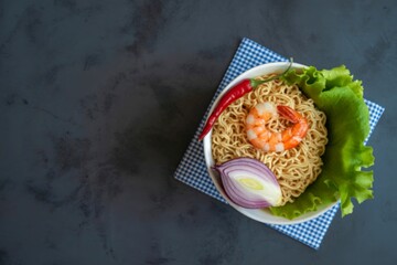 Savory instant noodles with shrimp and fresh vegetables