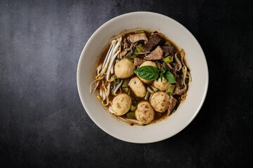 Authentic Thai Boat Noodles (Kuay Tiao Reua)