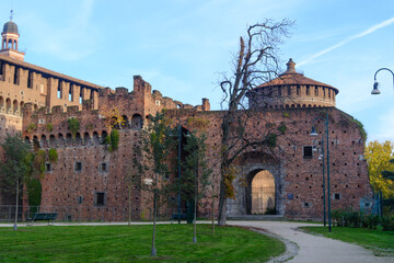 Fototapeta premium Autumn at Parco Sempione, Milan, with the Castello Sforzesco