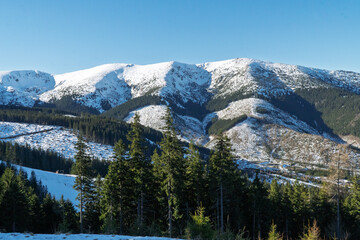 Jasna Chopok - widoki na stoki Tatry Niżne © rob