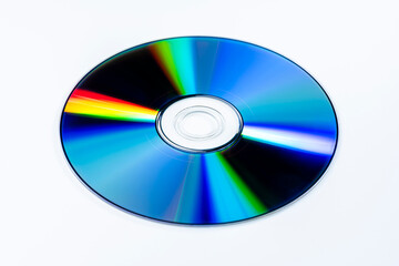 白背景にデータ保存に使用される光学ディスク媒体