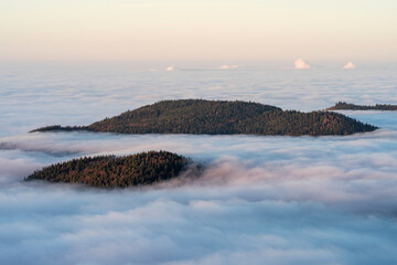 Schwarzwaldberge bei Inversionswetterlage