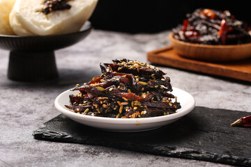 Chifeng Deep-Fried Dried Mustard Greens with Sesame and Spicy Chili