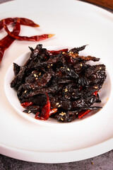 Chifeng Spicy Cumin Flavored Dried Beef Snack with Red Chilies