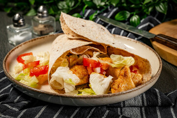 Wholegrain tortilla wraps .