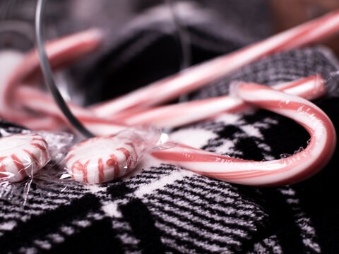 Slightly unsaturated mint in the wrapper. 