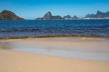 Icaraí Beach, in Niterói, enchants with its views of Sugarloaf Mountain and Christ the Redeemer,...