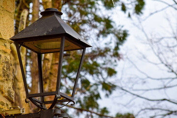 Farola en la pared se la casa