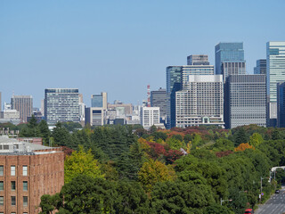 東京都心の高層ビルの都市景観の風景 © zheng qiang