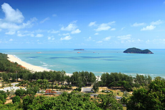 Landscape of samila beach and Rat Island and Cat Island