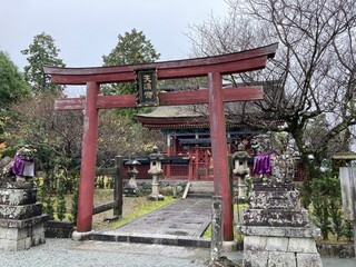 Temples, Shrines, and Buddhist Statues